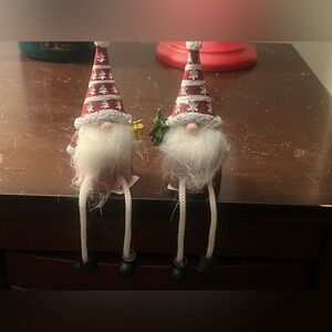 NWT 2 small shelf sitting gnomes